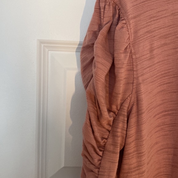 FREE PEOPLE - WE THE FREE long sleeve with ruffled sleeves pink size medium - Picture 6 of 7